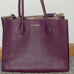 Michael Kors  Mercer Large Leather Tote